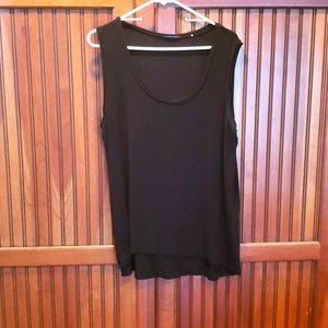 Womens Sleeveless Scoop Neck Shirt